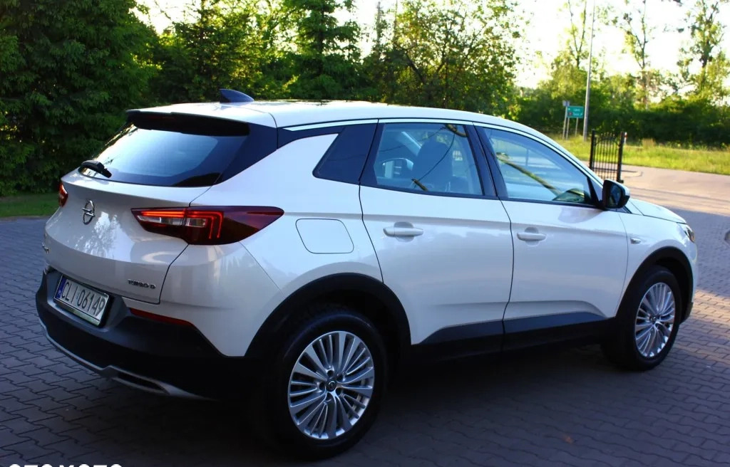 Opel Grandland X cena 69900 przebieg: 145000, rok produkcji 2018 z Barwice małe 781